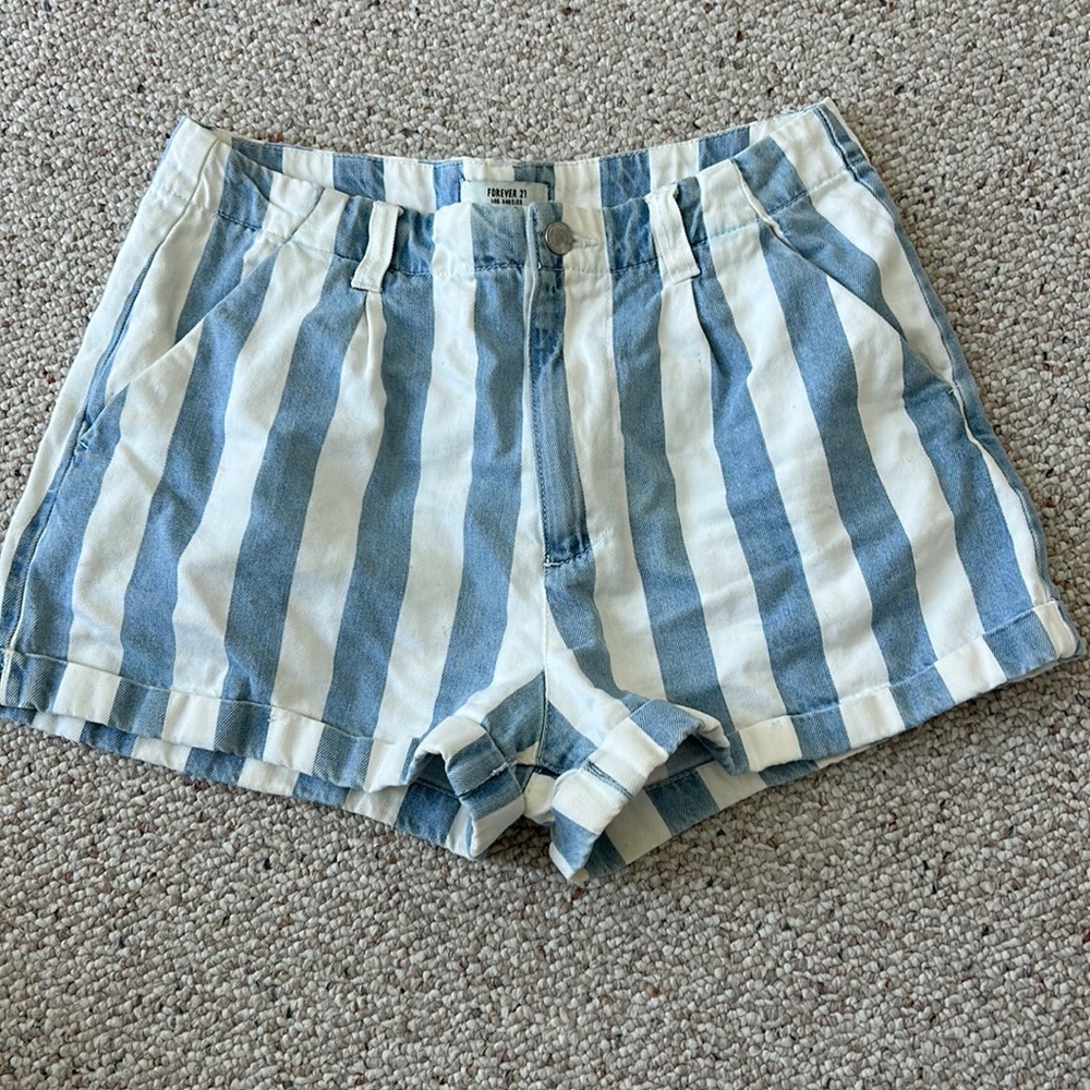 Cute striped shorts with zipper & button closure; front & back pockets